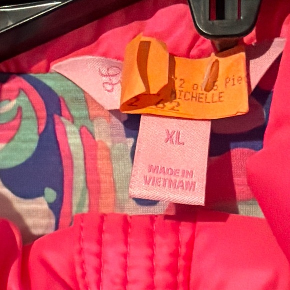 Lilly Pulitzer Skylar Flamingo Pink Vest Jacket  Gold Zippers Womans XL - Picture 3 of 8